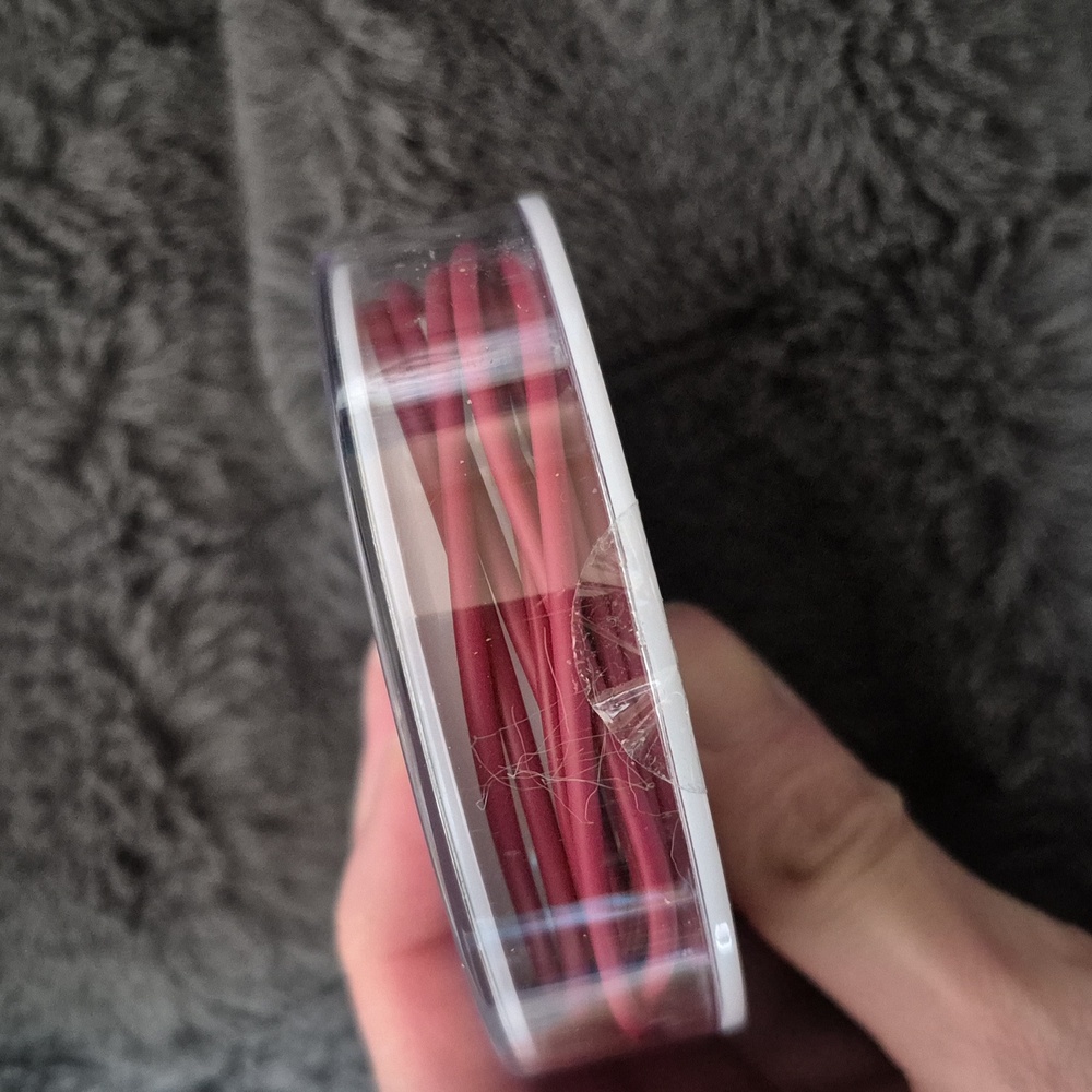 Harry Potter Gryffindor Earbuds, New & Sealed! - Picture 5 of 5